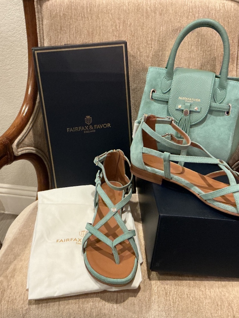 Fairfax and Favor England Brancaster Sandals in Mint Suede NEW US11/ EU 43